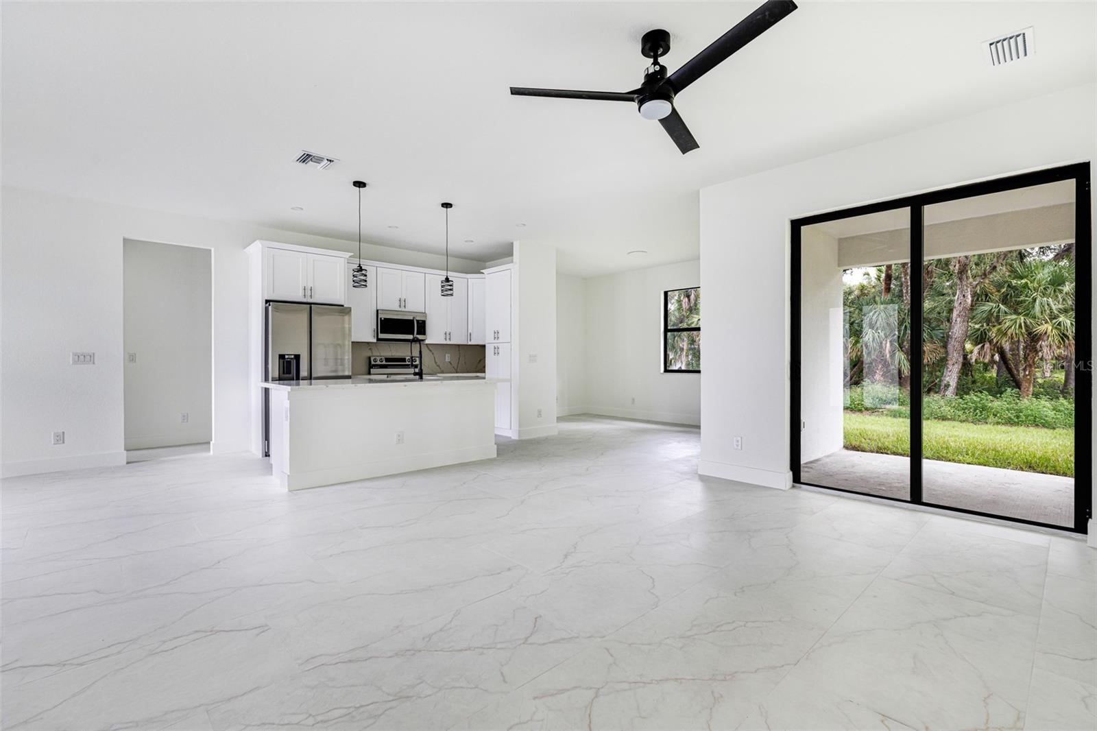 Image 15 of 40 For 16290 Banyan Avenue