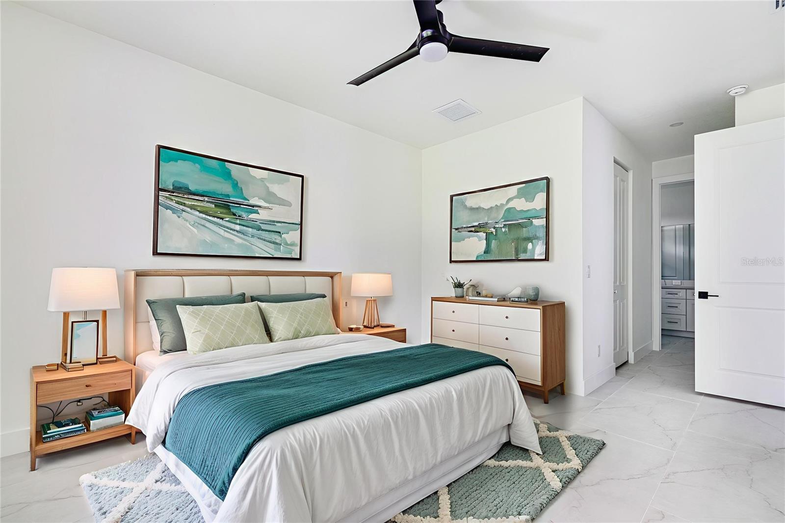 Image 24 of 40 For 16290 Banyan Avenue