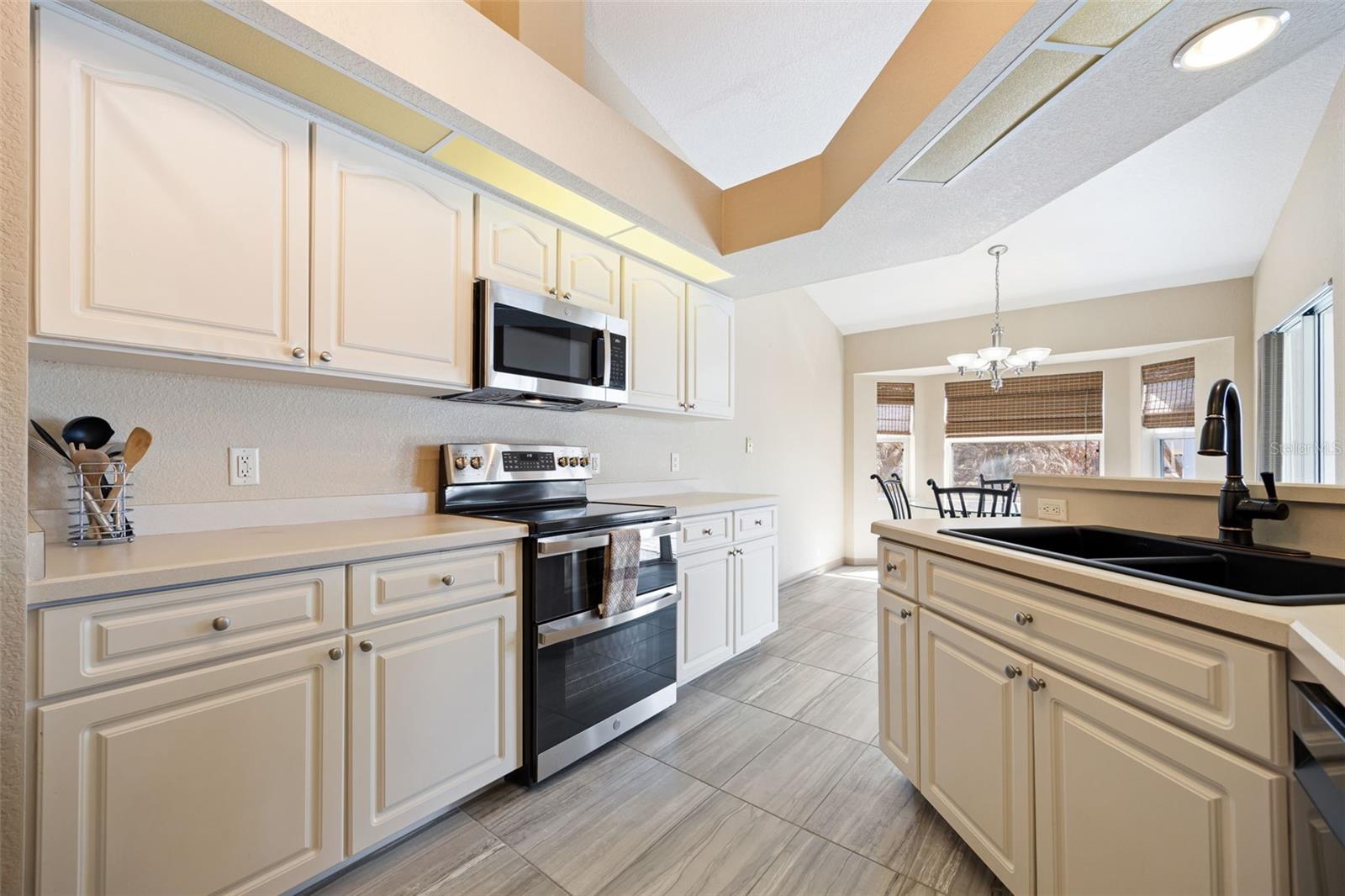 Image 12 of 49 For 30361 Beech Road