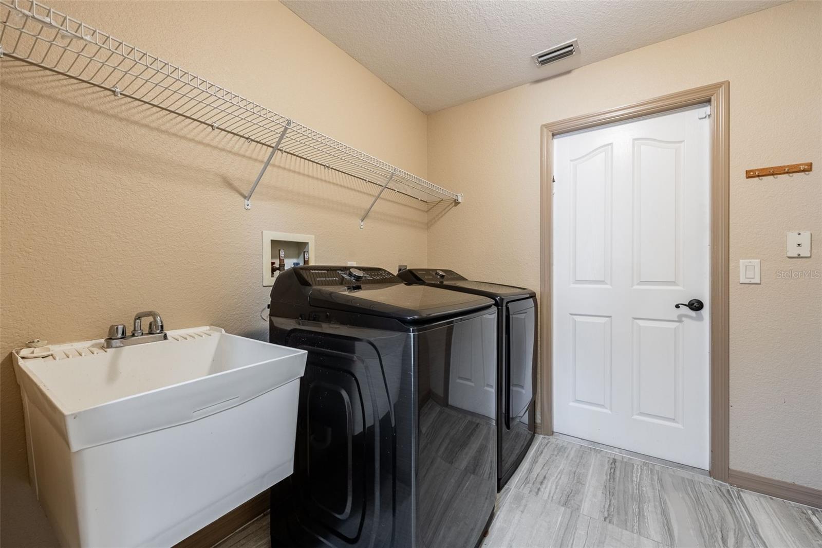 Image 25 of 49 For 30361 Beech Road