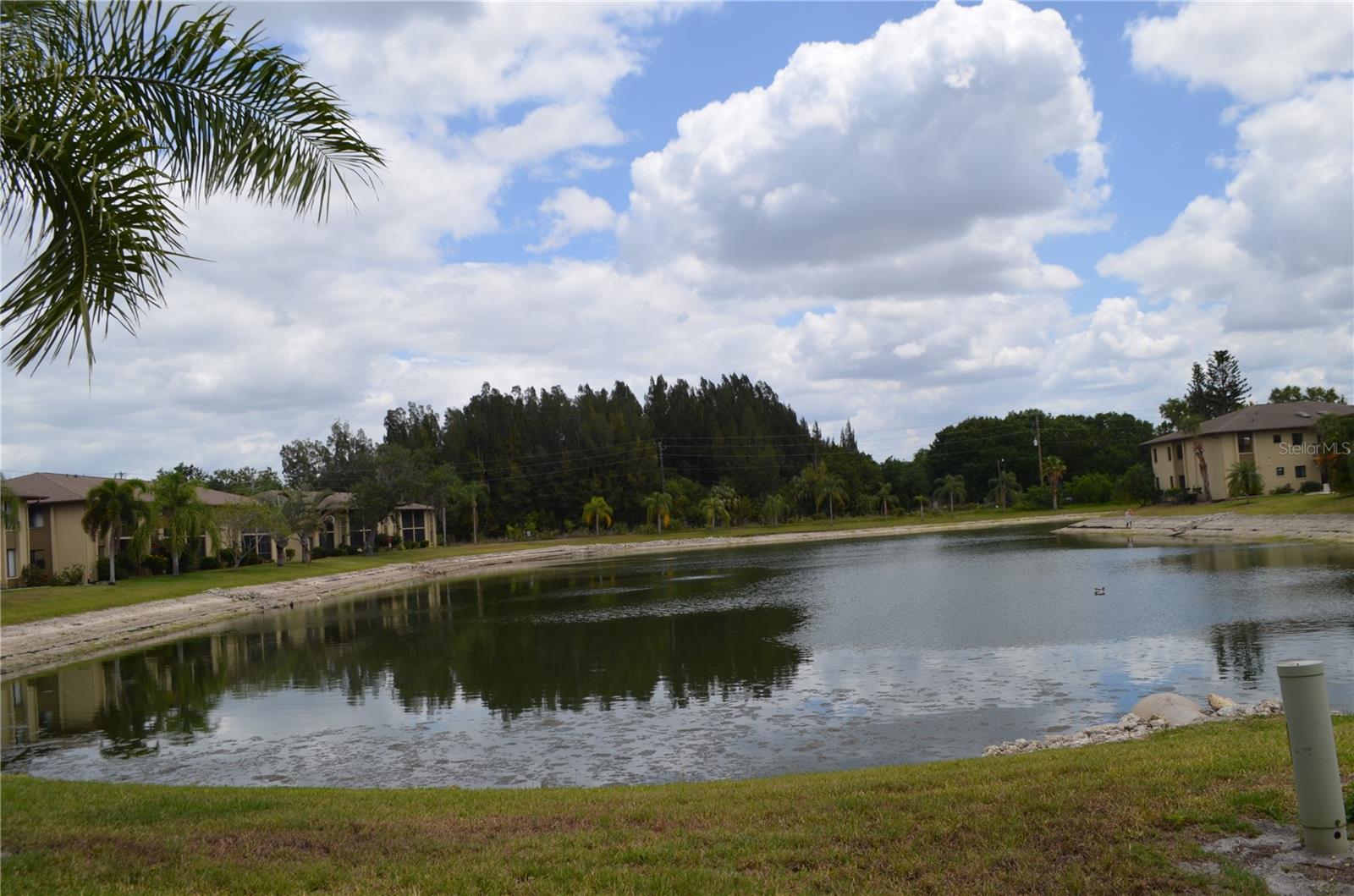 Image 5 of 28 For 4024 Oakview Drive I2