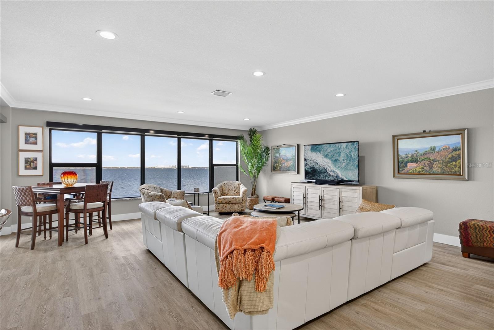 Image 11 of 44 For 1750 Jamaica Way 311