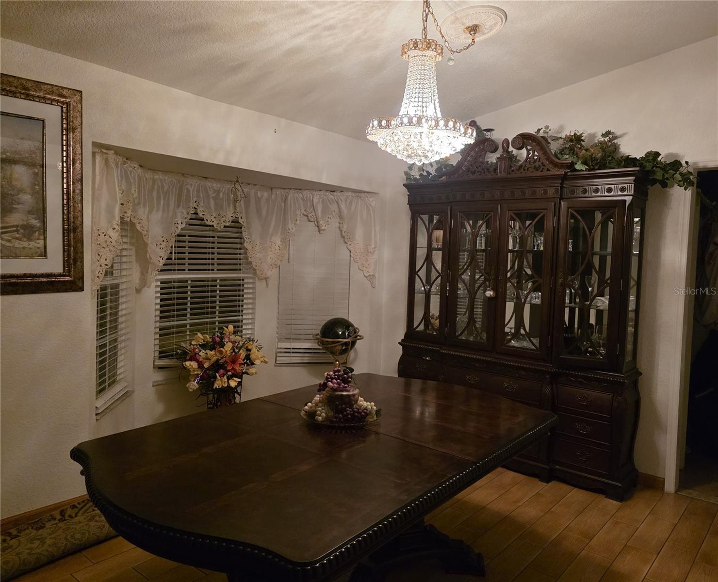 Image 11 of 74 For 20206 Astoria Avenue