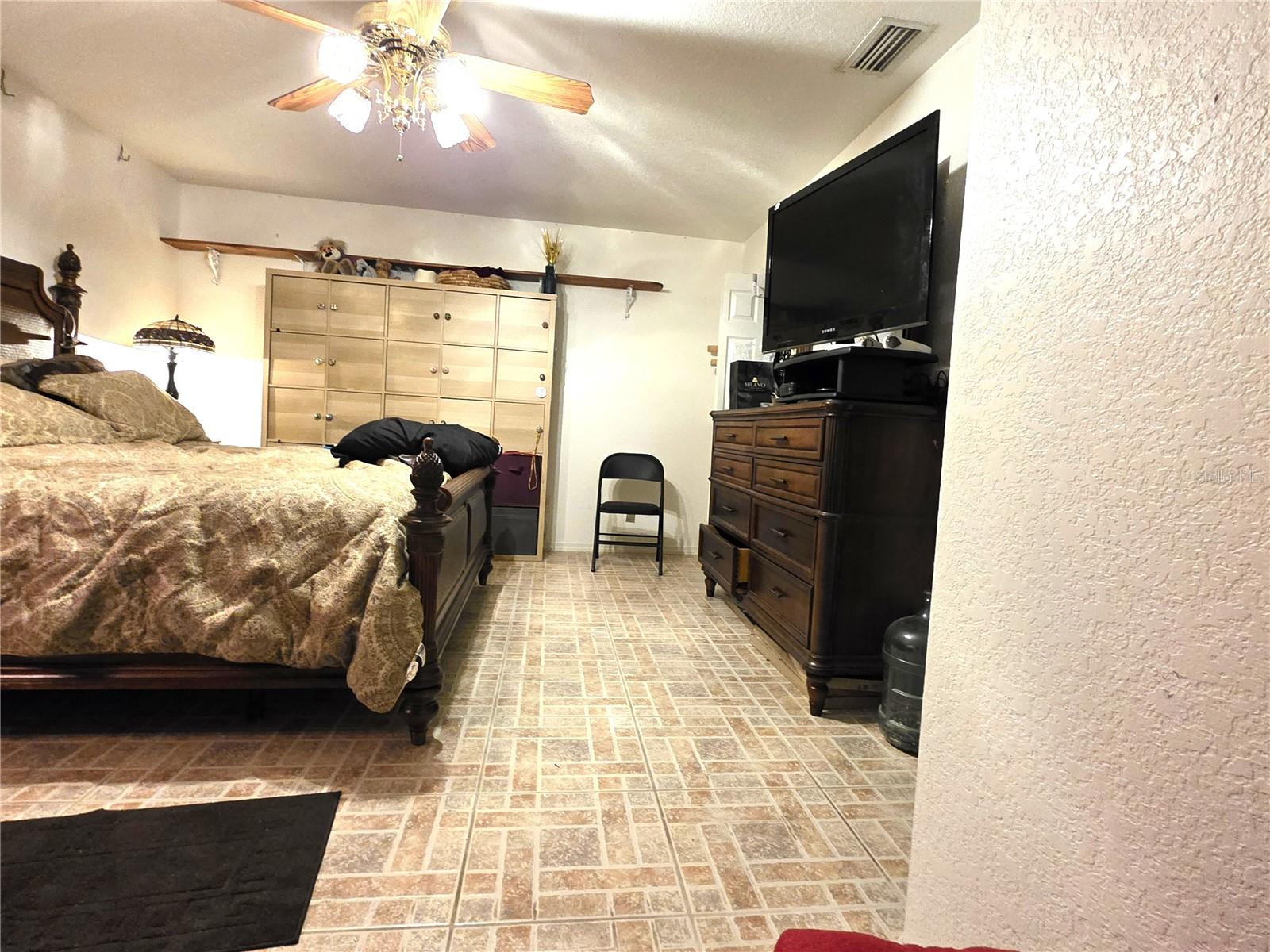 Image 20 of 74 For 20206 Astoria Avenue