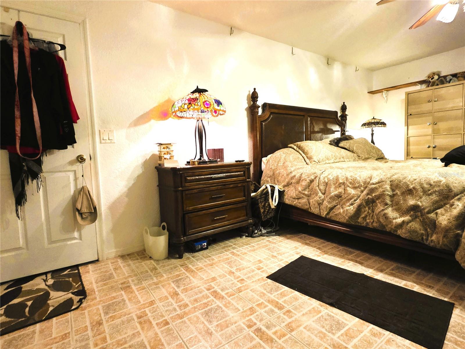 Image 22 of 74 For 20206 Astoria Avenue