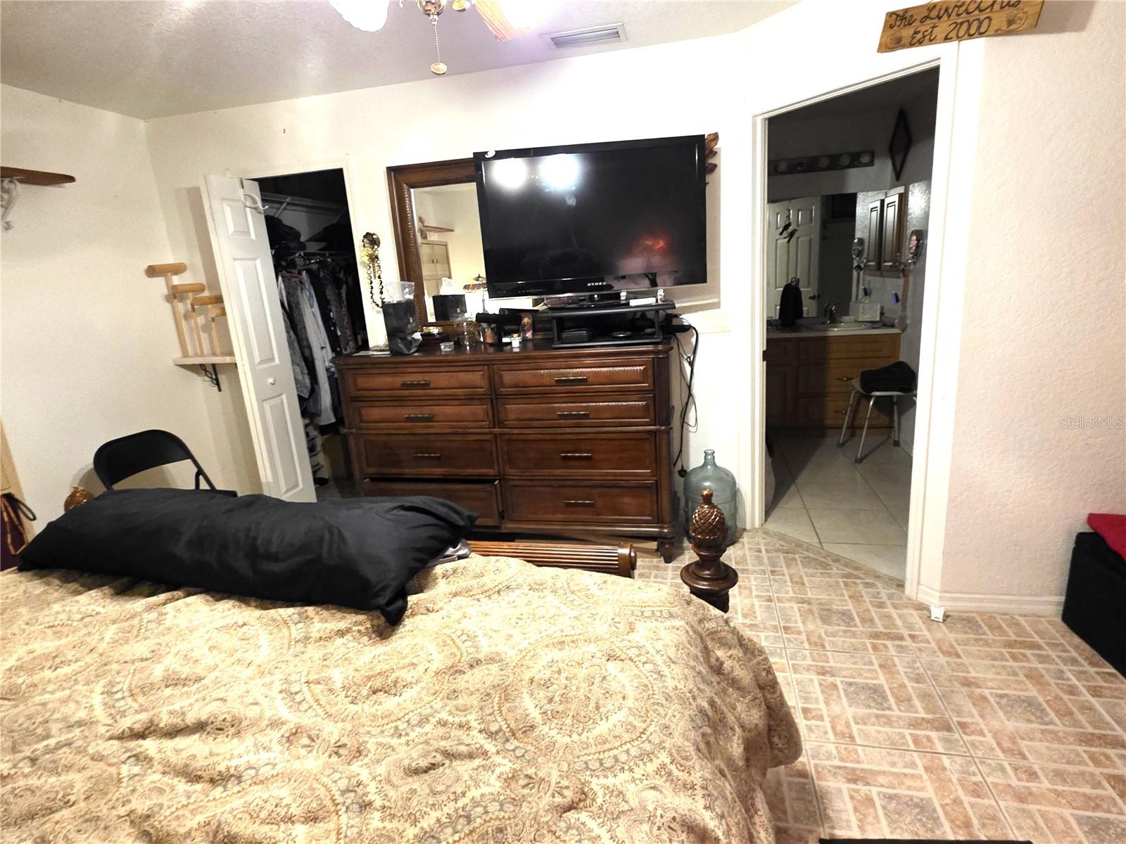 Image 23 of 74 For 20206 Astoria Avenue