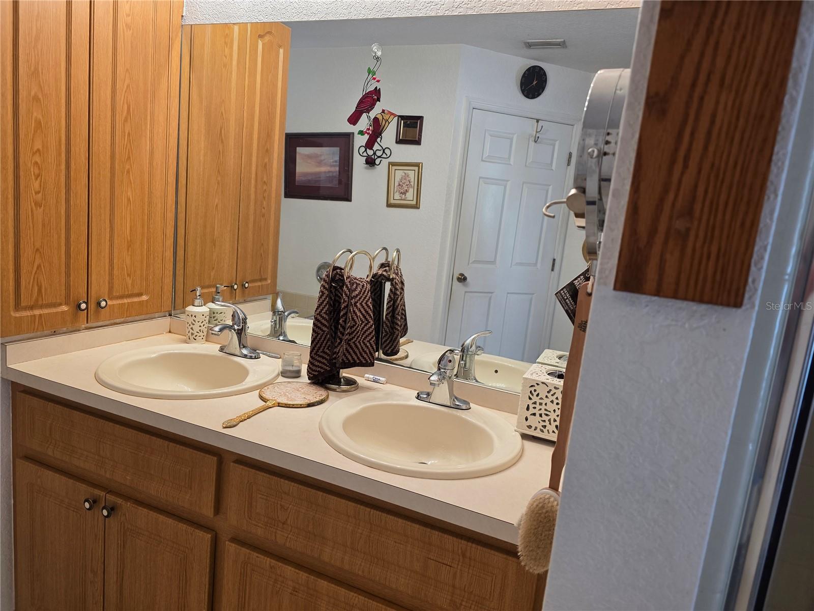 Image 27 of 74 For 20206 Astoria Avenue