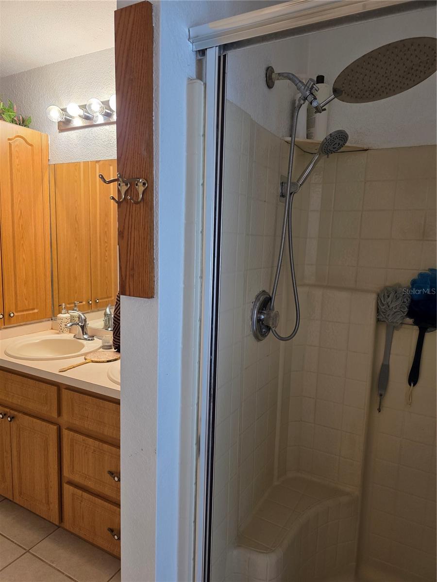 Image 31 of 74 For 20206 Astoria Avenue