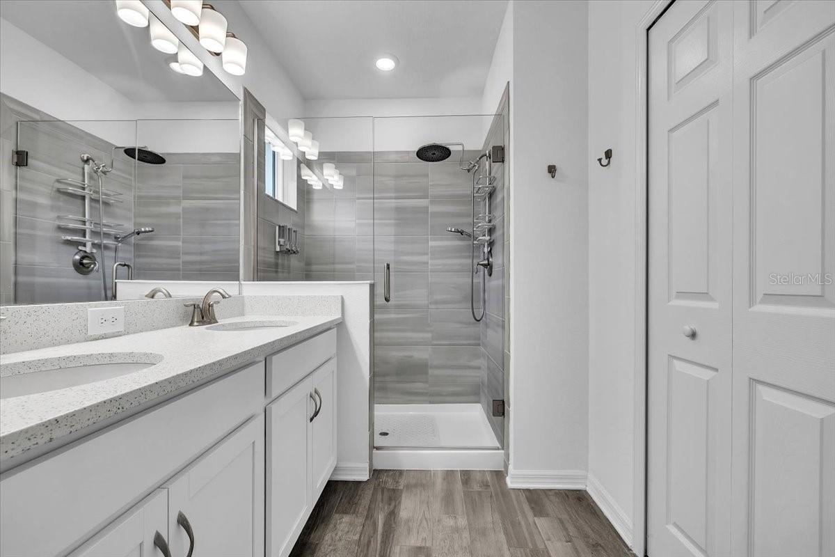 Image 17 of 43 For 1992 Sunset Preserve Way