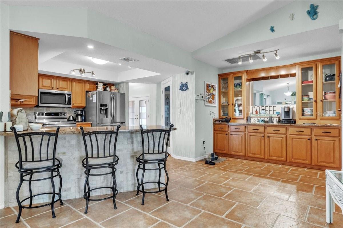 Image 16 of 51 For 12605 Kings Row