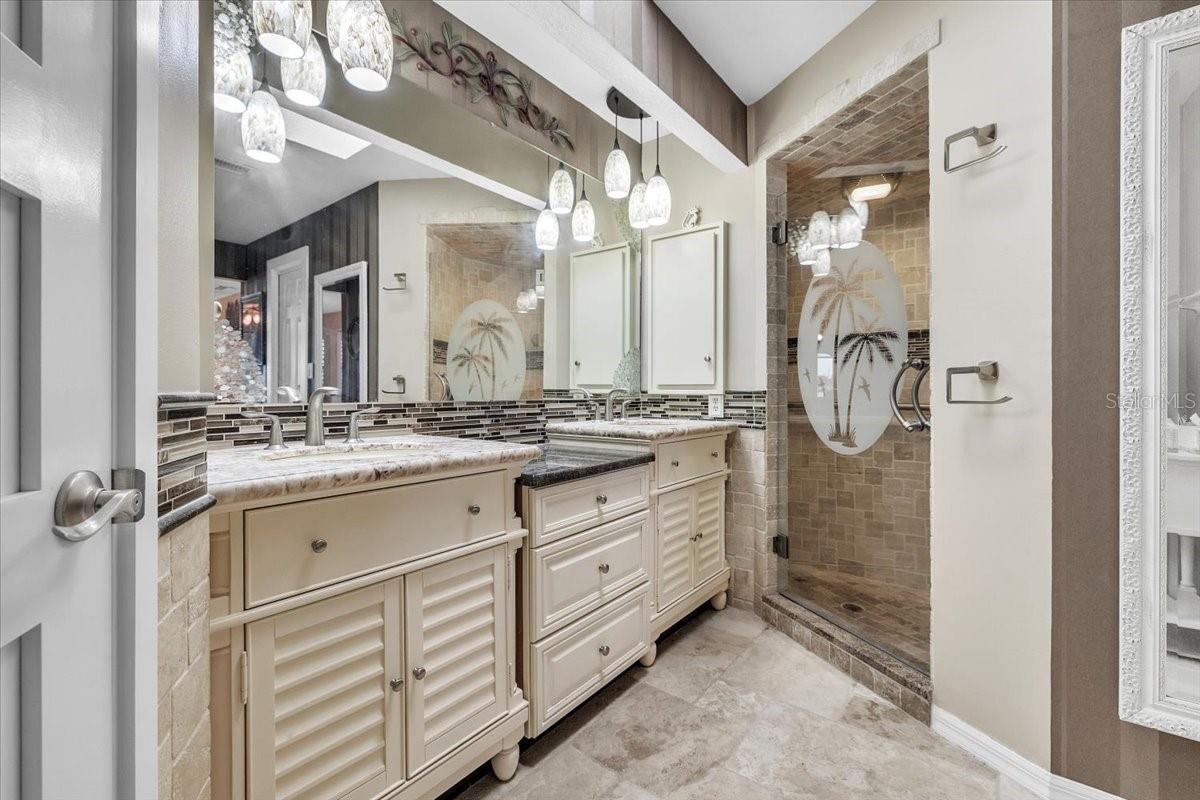 Image 25 of 51 For 12605 Kings Row