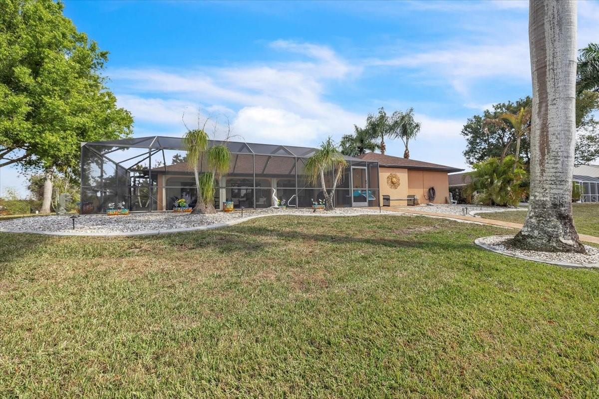 Image 40 of 51 For 12605 Kings Row