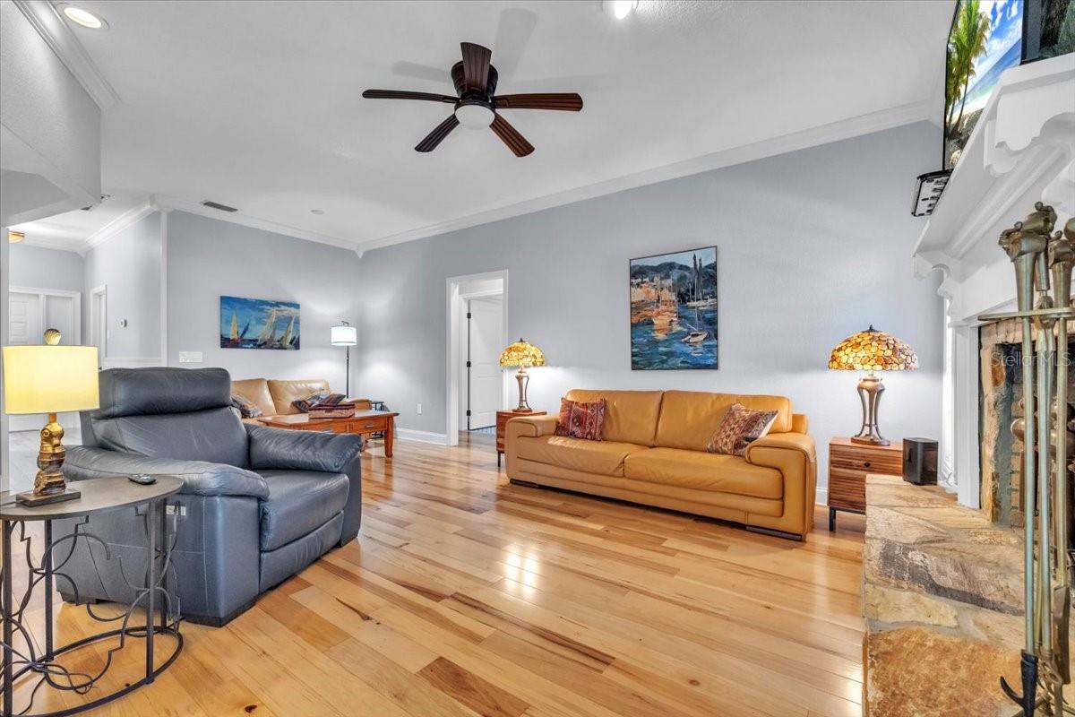 Image 18 of 58 For 1116 Hawks Nest Court