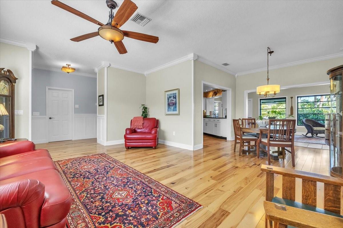 Image 4 of 58 For 1116 Hawks Nest Court