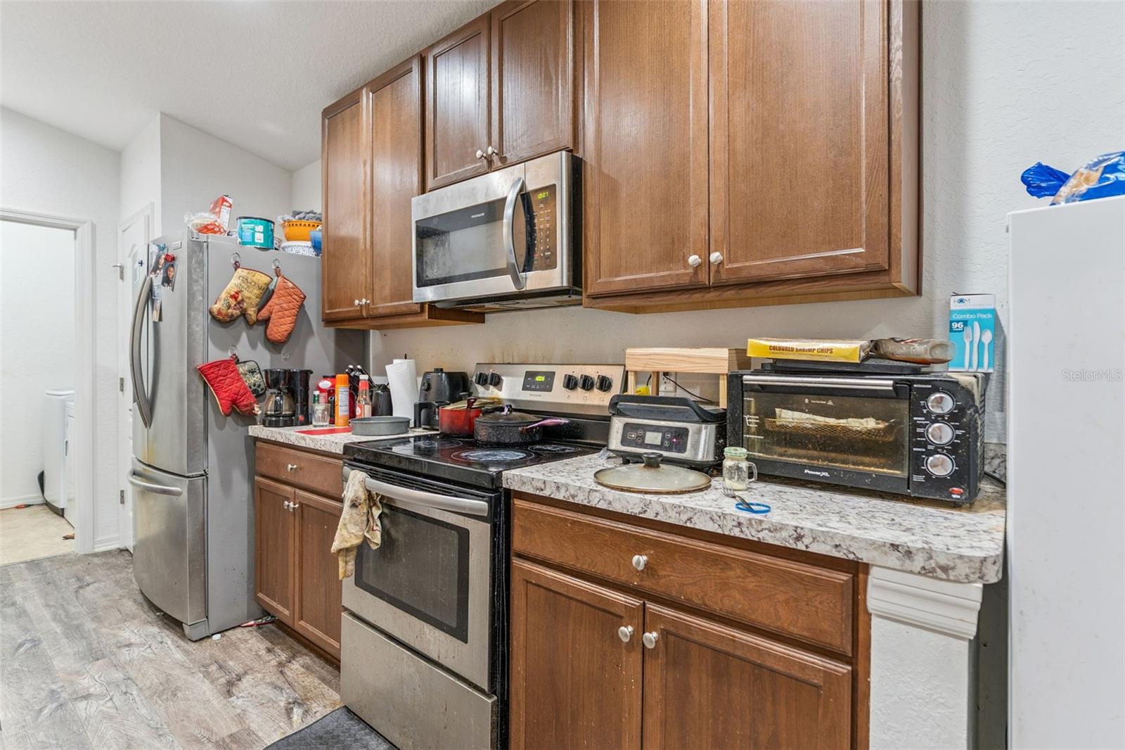 Image 11 of 21 For 206 Lake Mariana Place