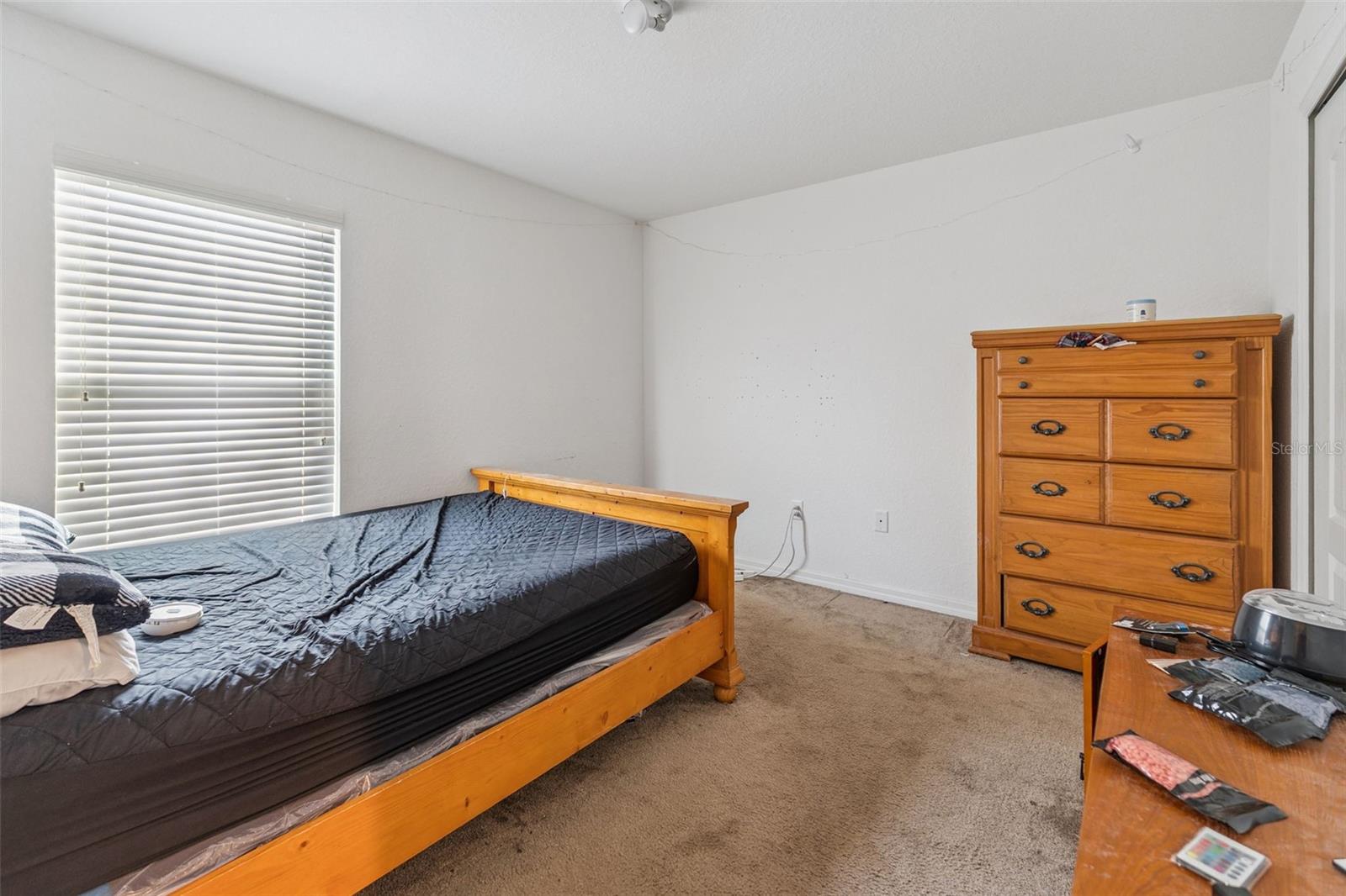 Image 14 of 21 For 206 Lake Mariana Place