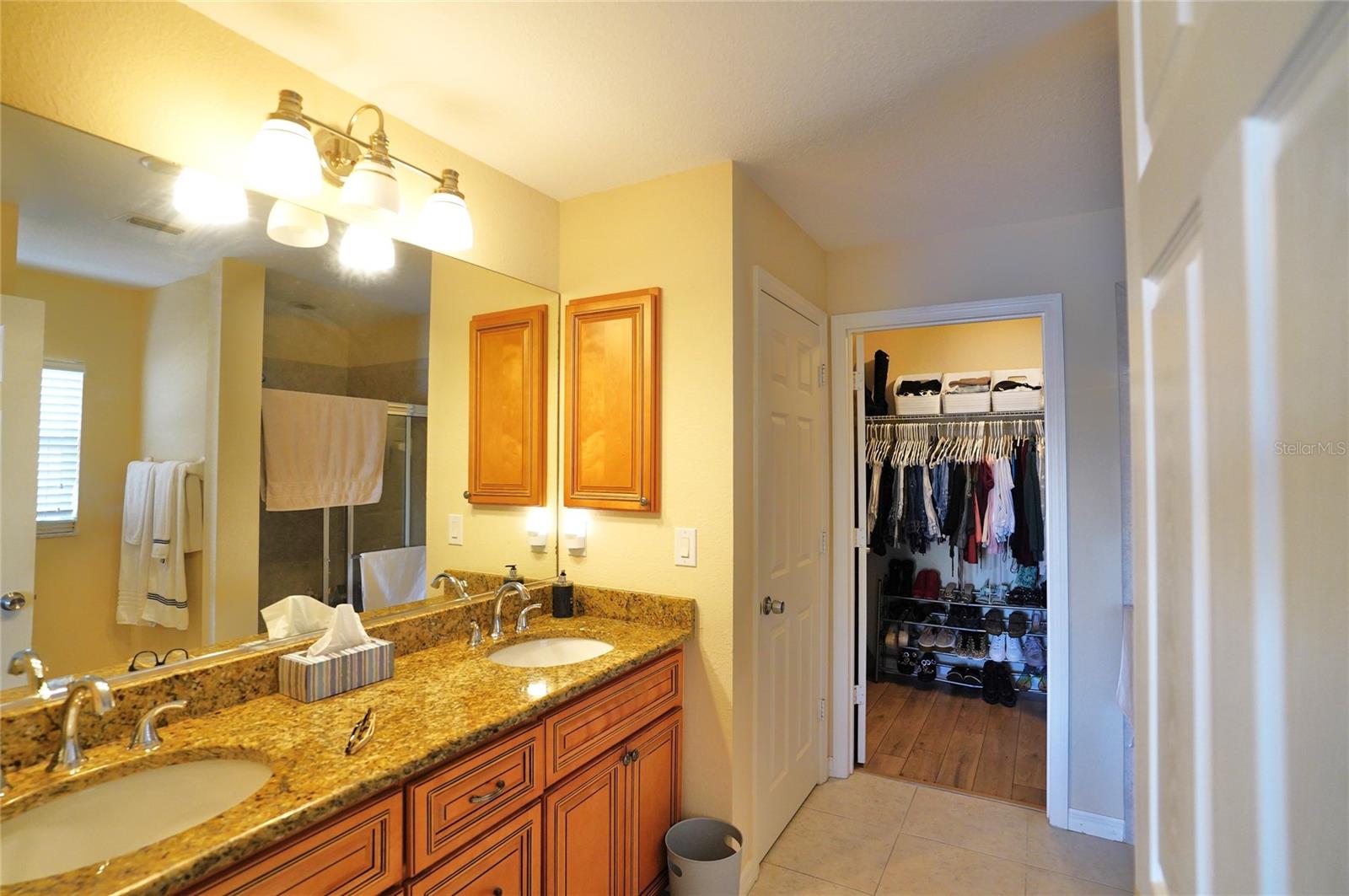 Image 22 of 55 For 12760 Lake Side Drive