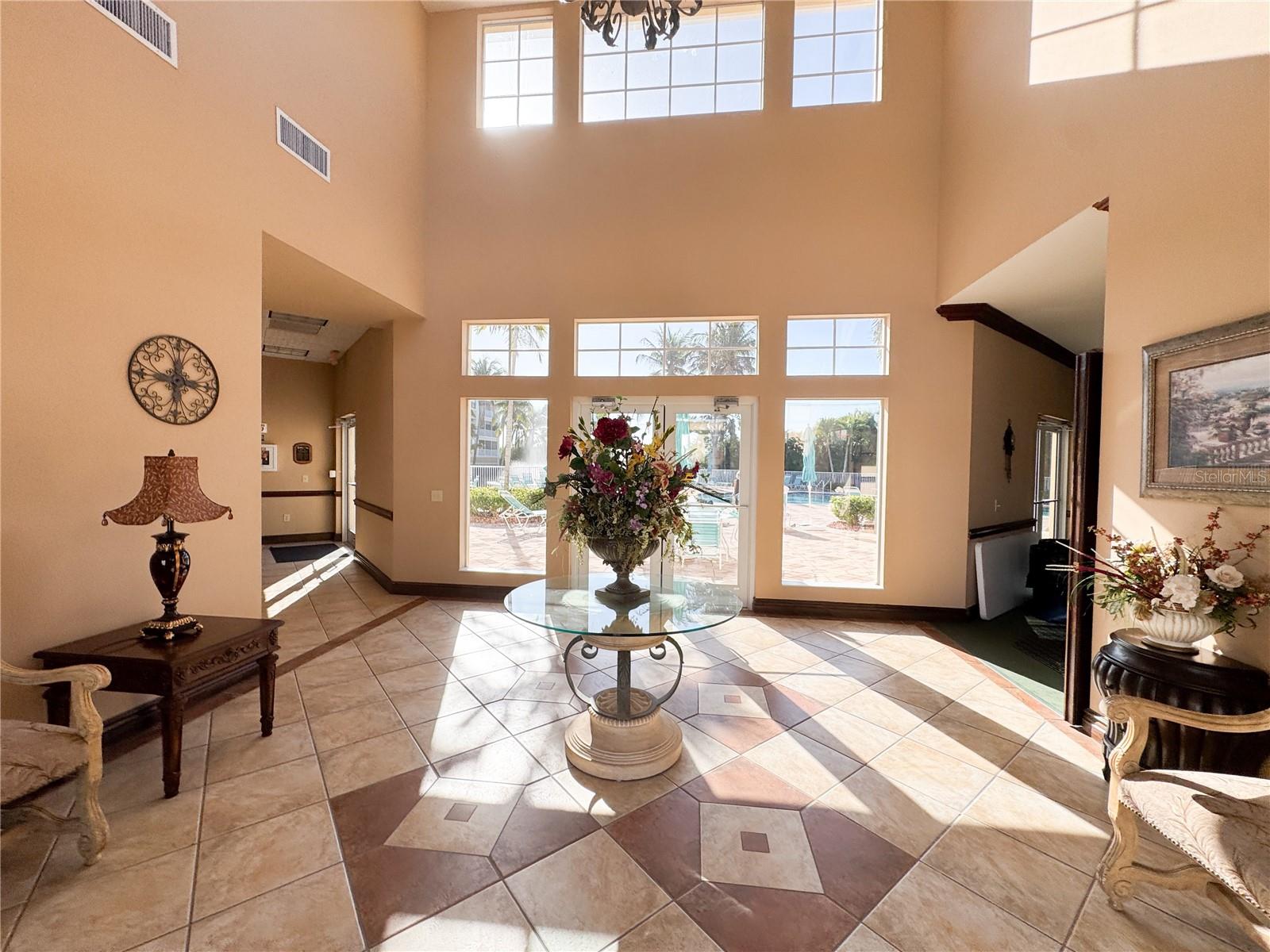 Image 25 of 26 For 255 West End Boulevard 4306