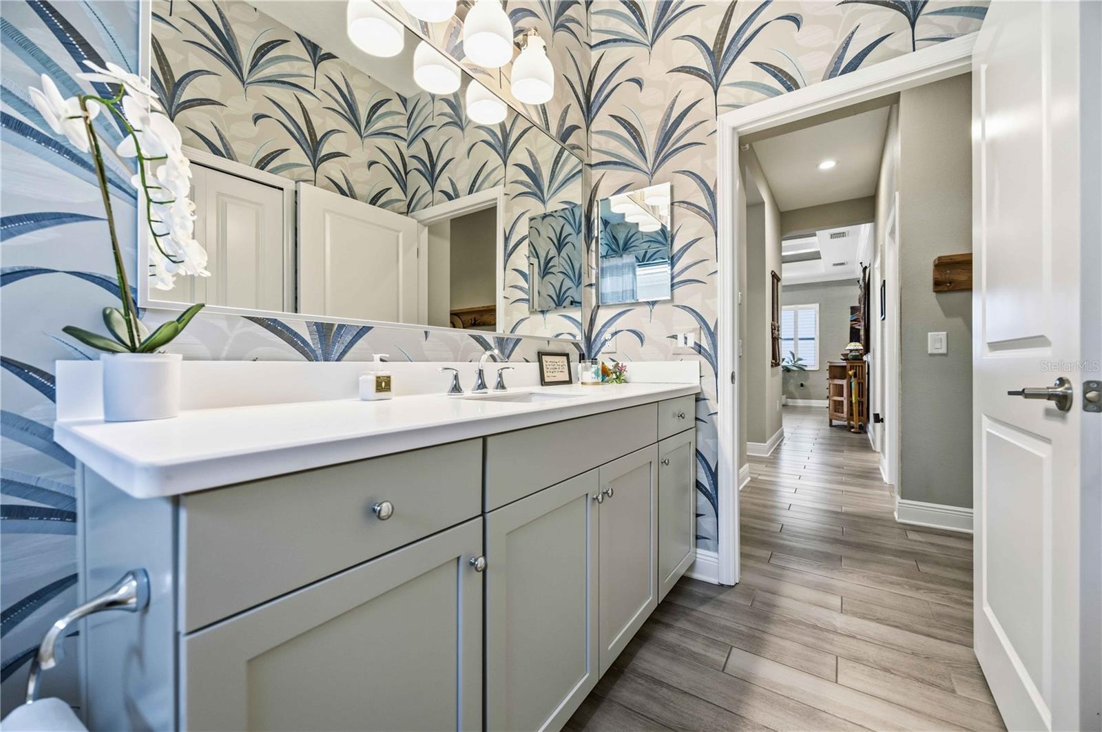 Image 43 of 88 For 11561 Trailwood Drive