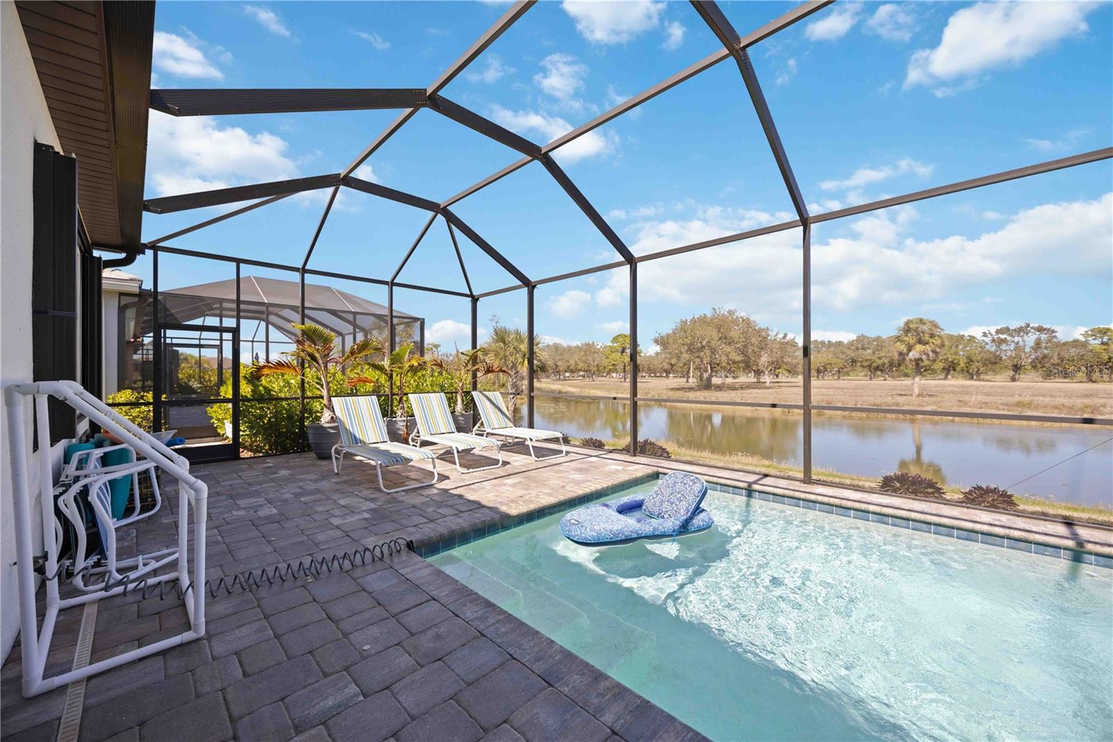 Image 56 of 88 For 11561 Trailwood Drive