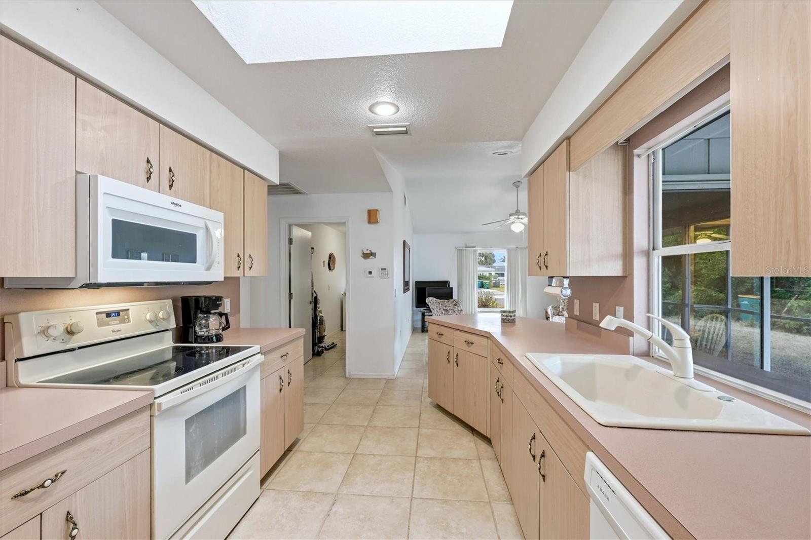 Image 30 of 51 For 4437 Wynkoop Circle