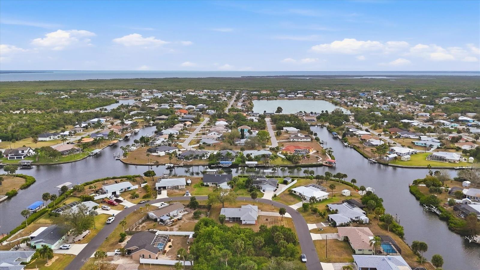 Image 5 of 51 For 4437 Wynkoop Circle