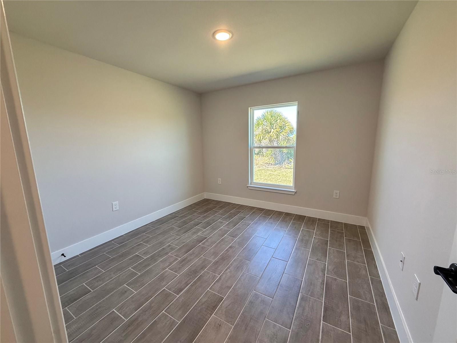 Image 19 of 35 For 15094 Amsterdam Avenue