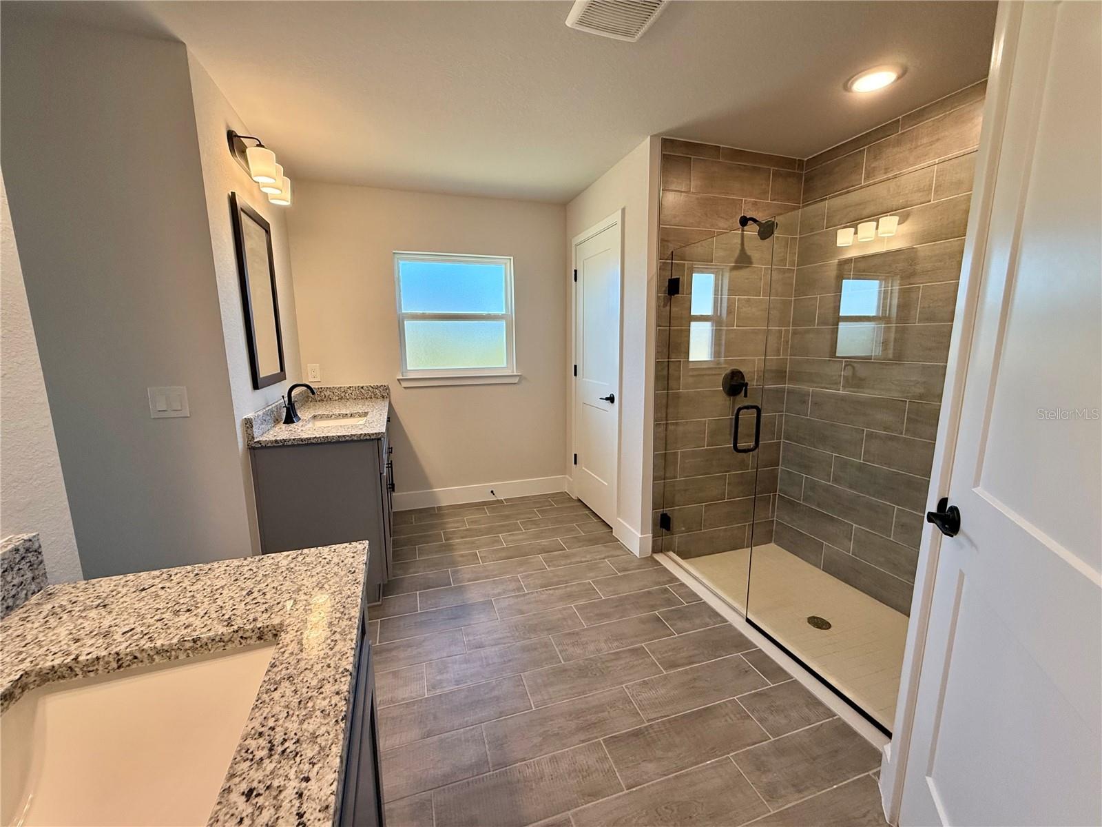 Image 26 of 35 For 15094 Amsterdam Avenue