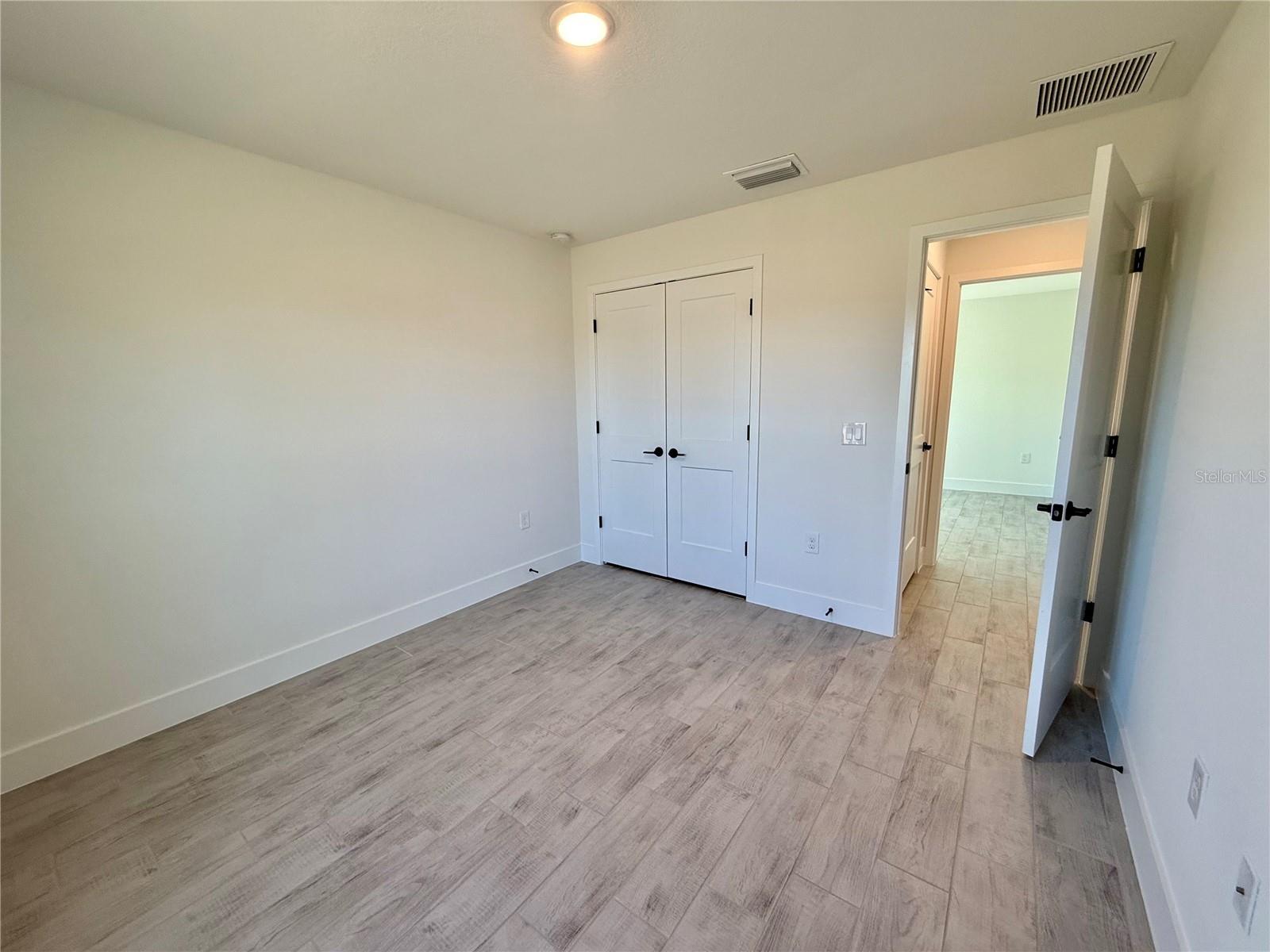 Image 19 of 32 For 247 Mariner Lane