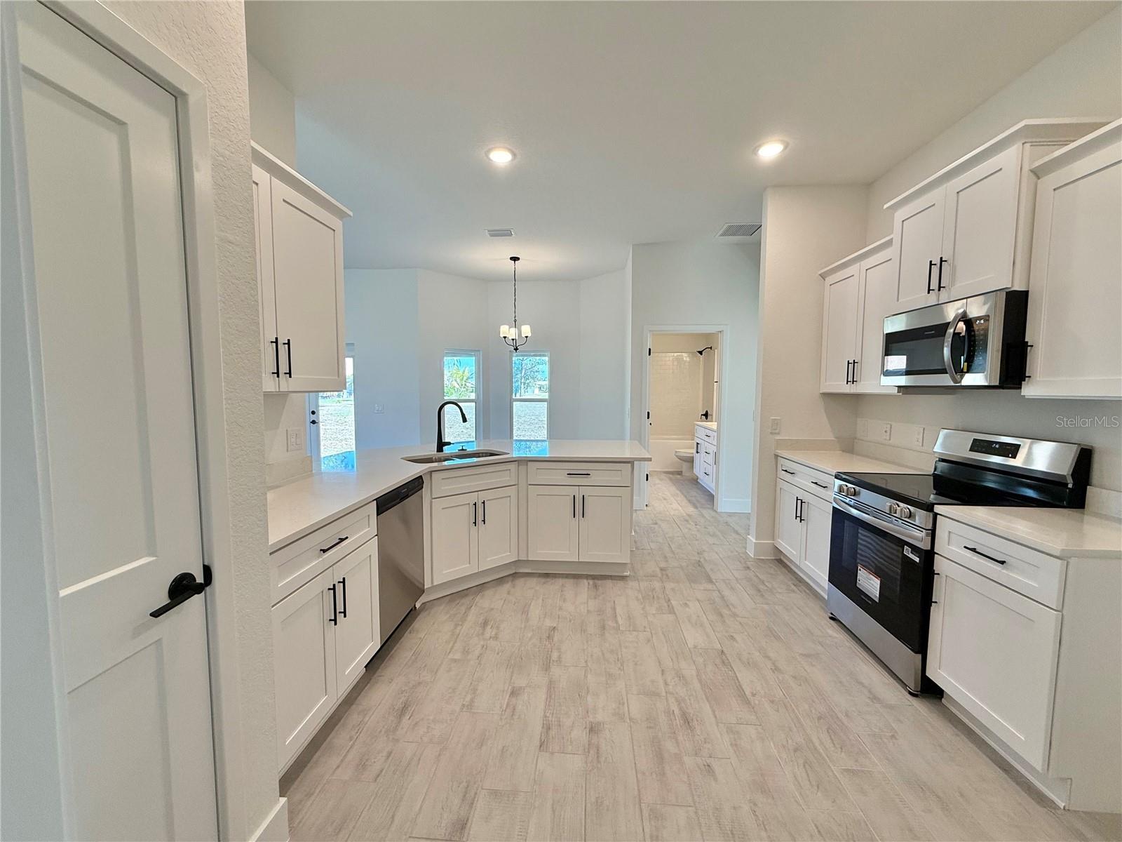 Image 7 of 32 For 247 Mariner Lane