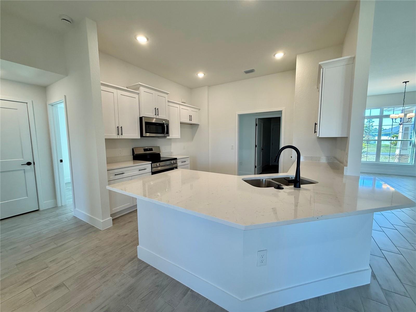 Image 8 of 32 For 247 Mariner Lane