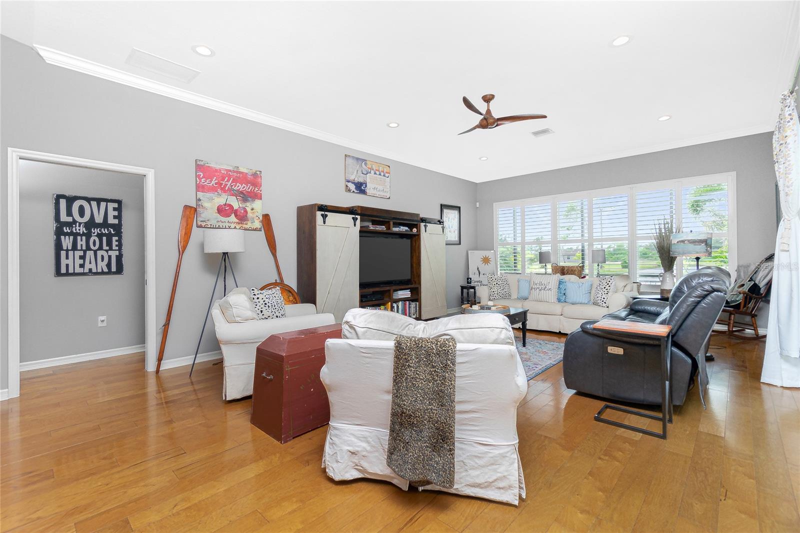 Image 26 of 68 For 1417 Carswell Street