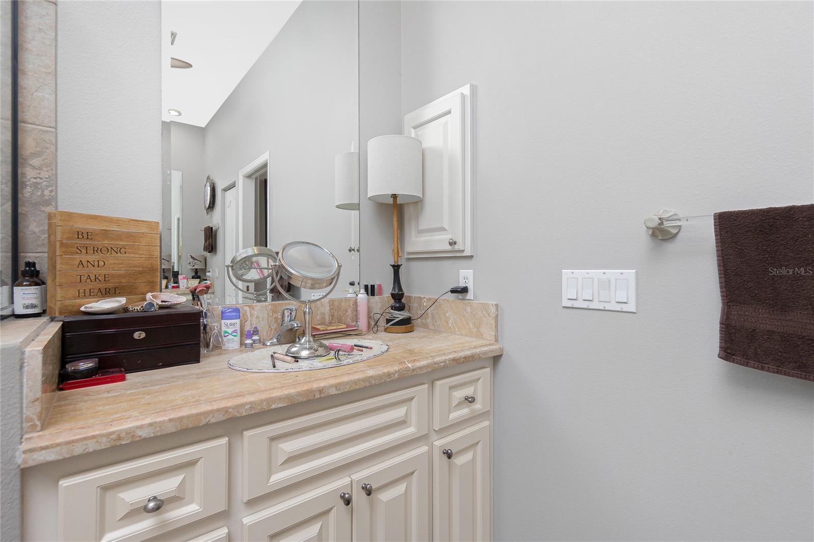 Image 34 of 68 For 1417 Carswell Street