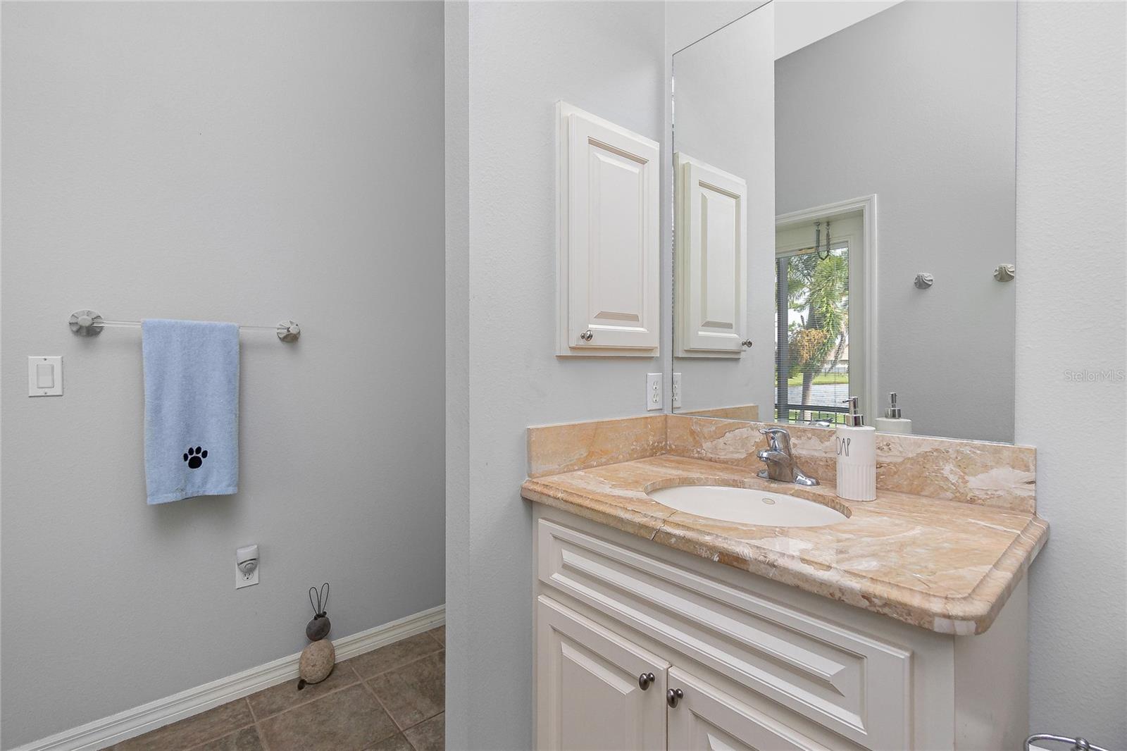 Image 40 of 68 For 1417 Carswell Street