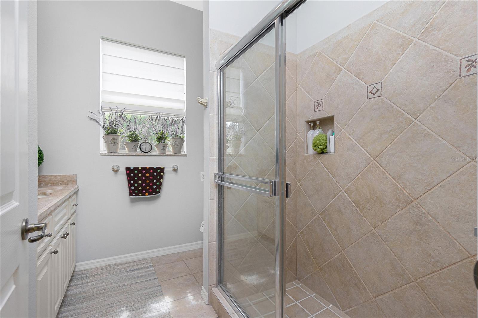 Image 43 of 68 For 1417 Carswell Street