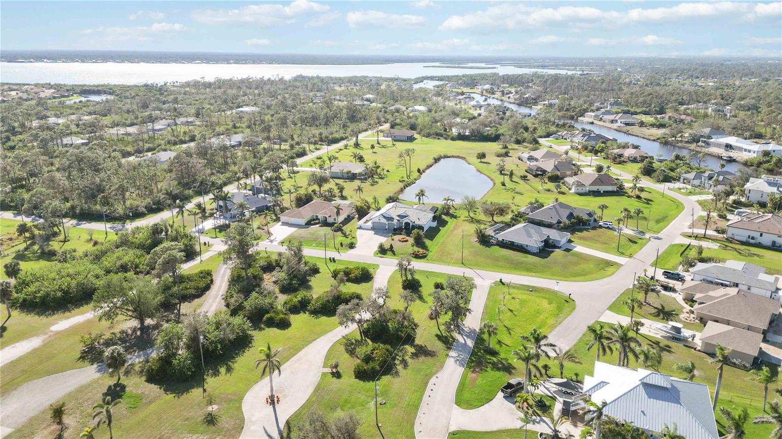 Image 8 of 68 For 1417 Carswell Street