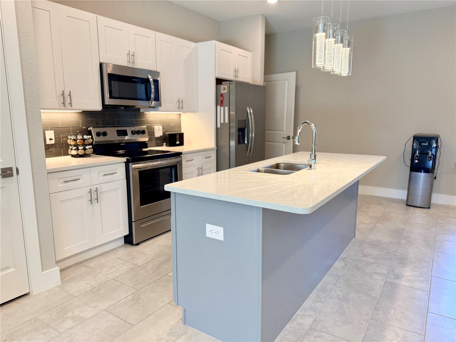 Image 5 of 22 For 4667 Brasher Avenue