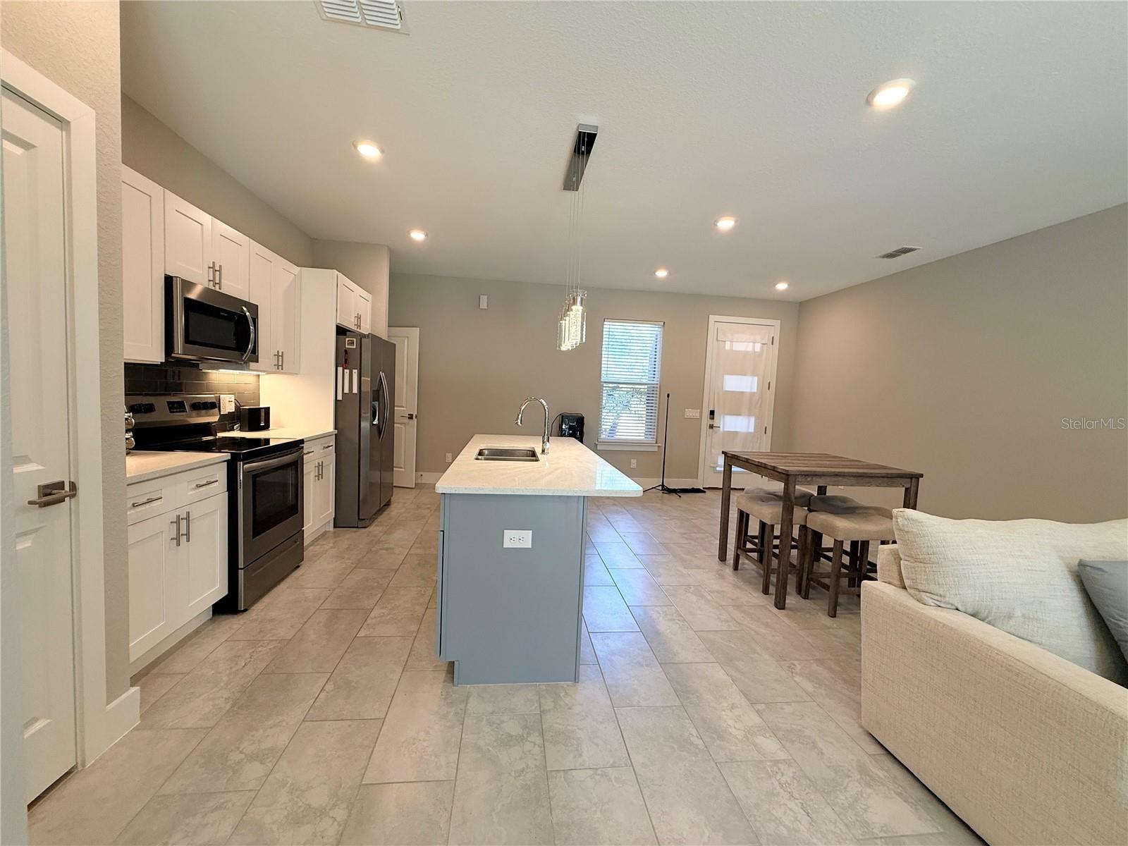 Image 6 of 22 For 4667 Brasher Avenue