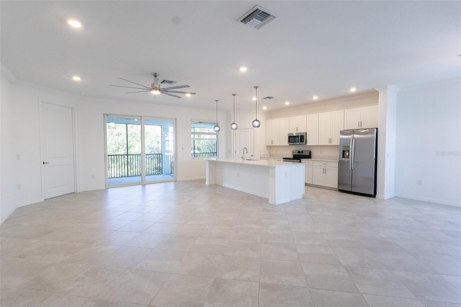 Image 17 of 61 For 14167 Poppy Field Loop 5722