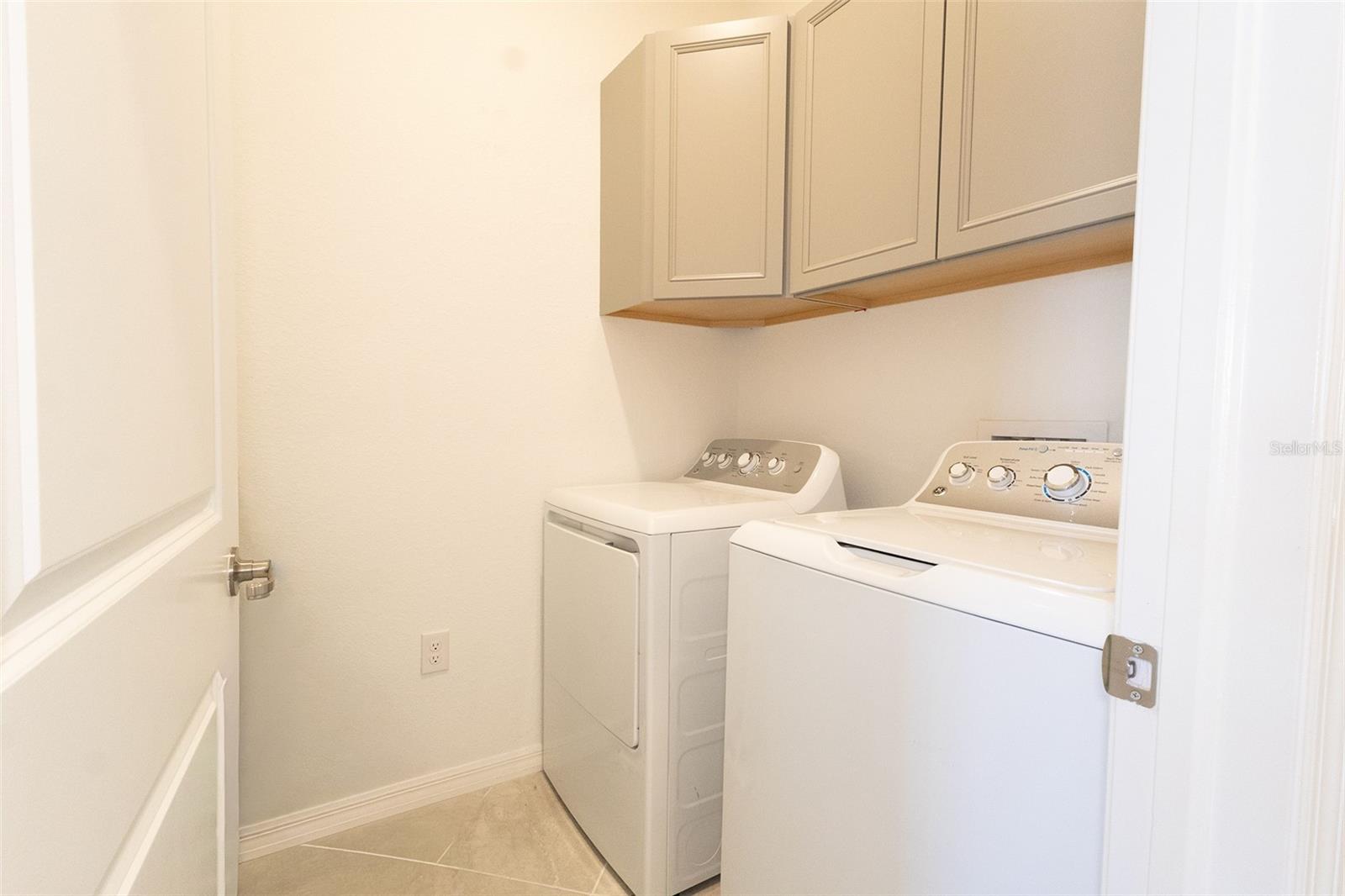 Image 35 of 61 For 14167 Poppy Field Loop 5722