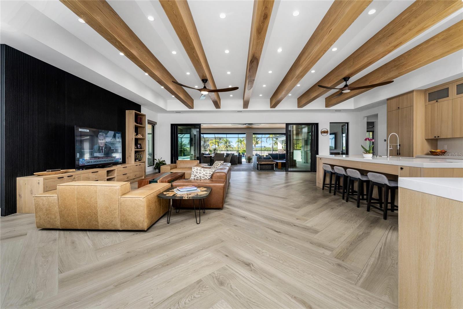 Image 12 of 66 For 2001 Treasure Lane