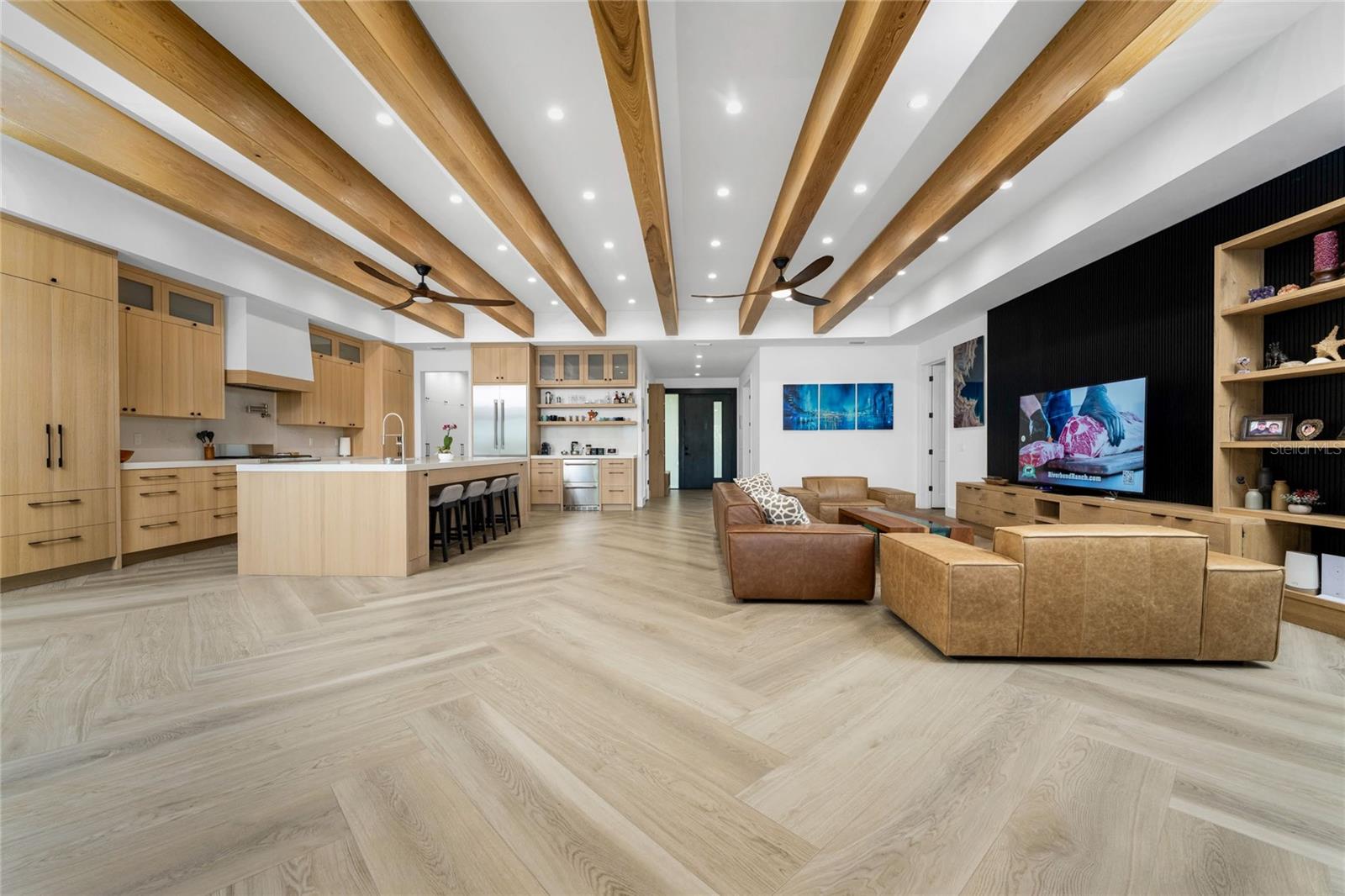 Image 13 of 66 For 2001 Treasure Lane