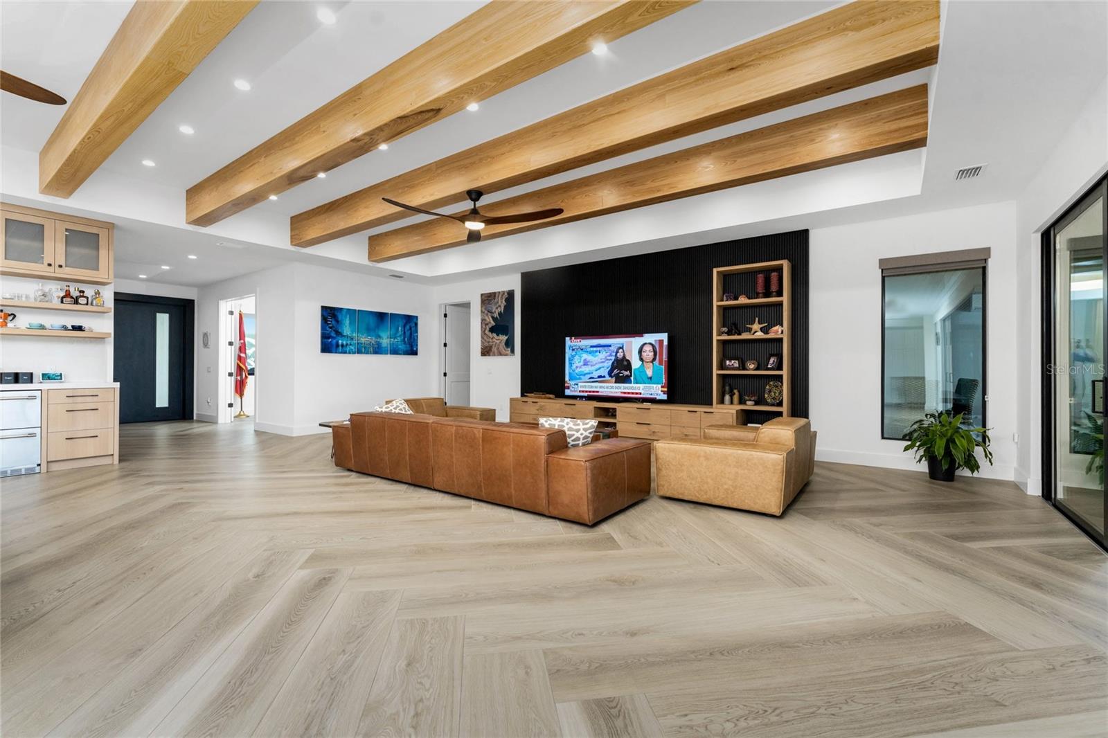 Image 14 of 66 For 2001 Treasure Lane