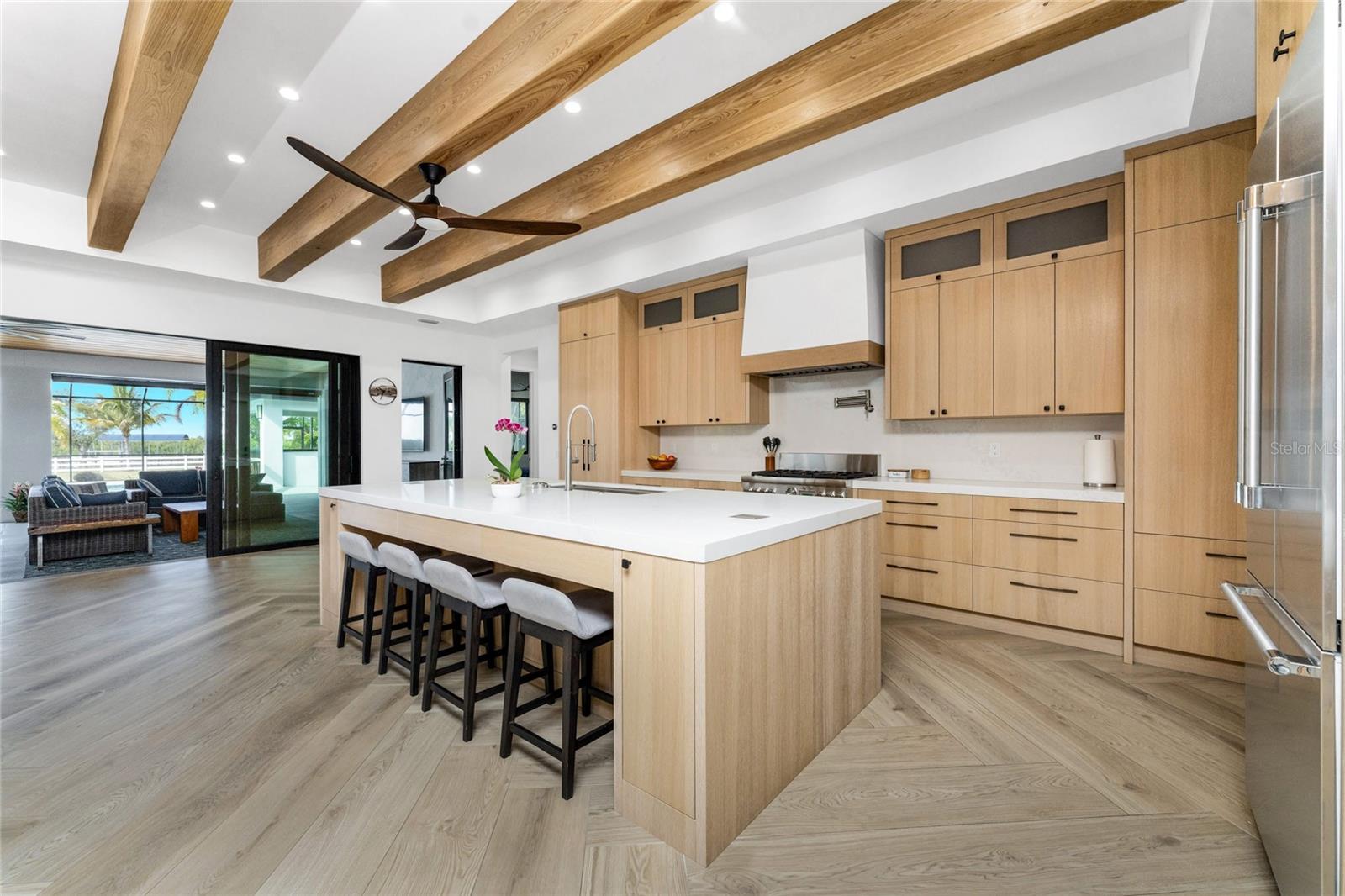 Image 18 of 66 For 2001 Treasure Lane