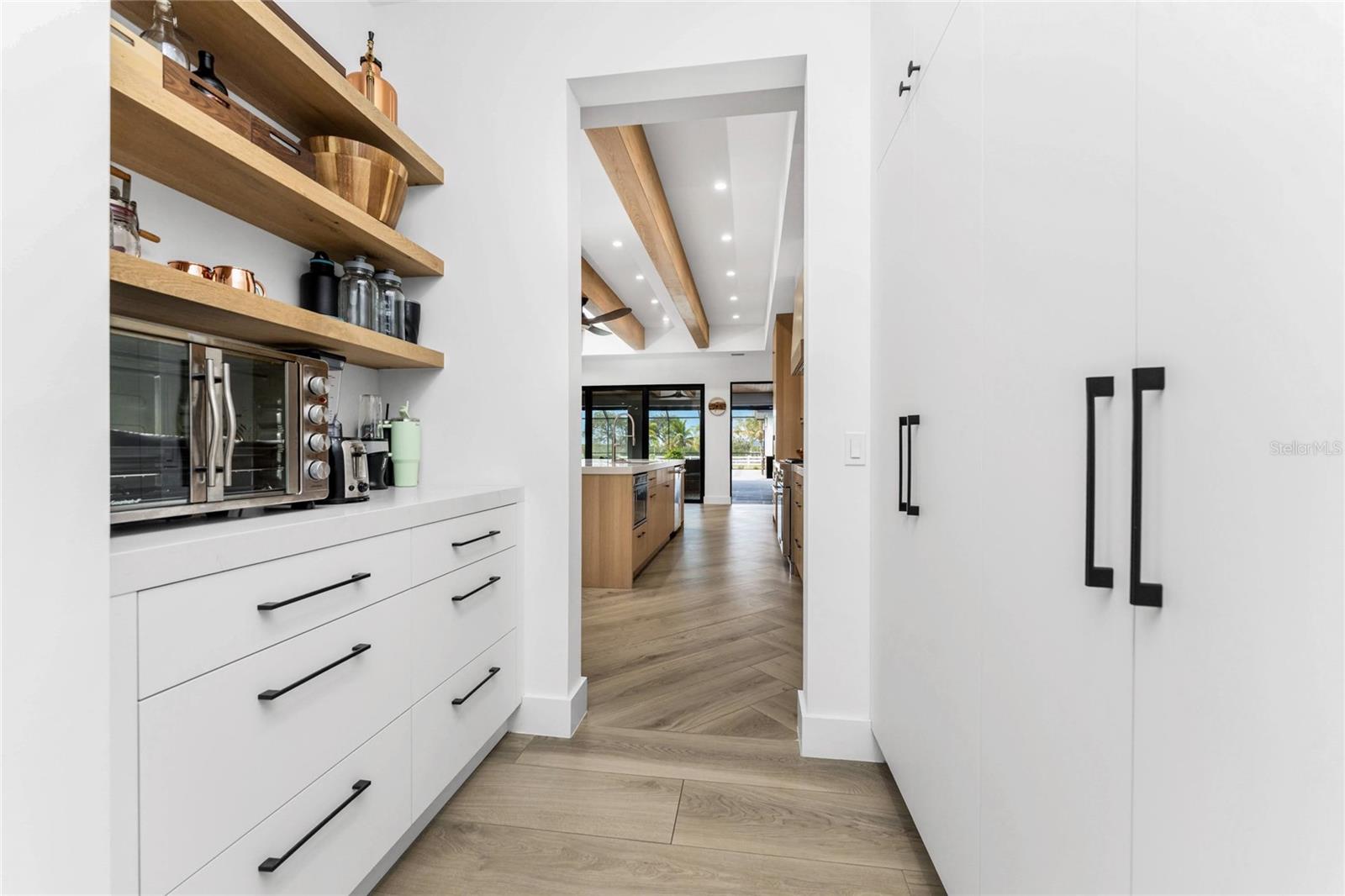 Image 21 of 66 For 2001 Treasure Lane