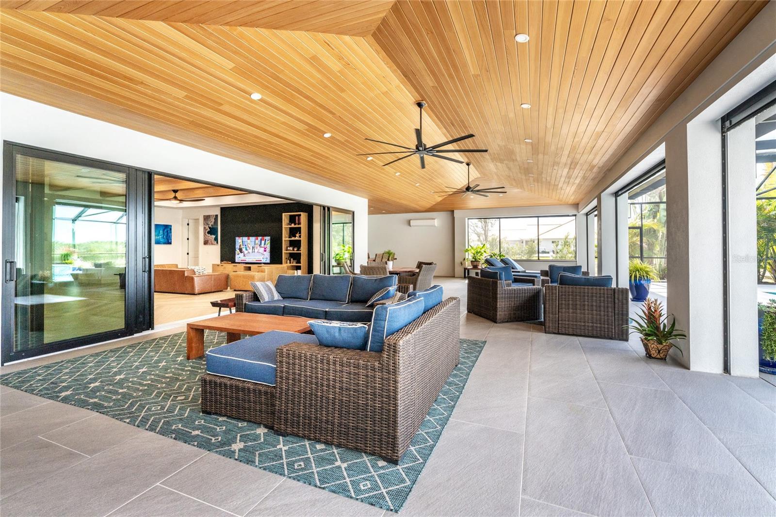 Image 37 of 66 For 2001 Treasure Lane