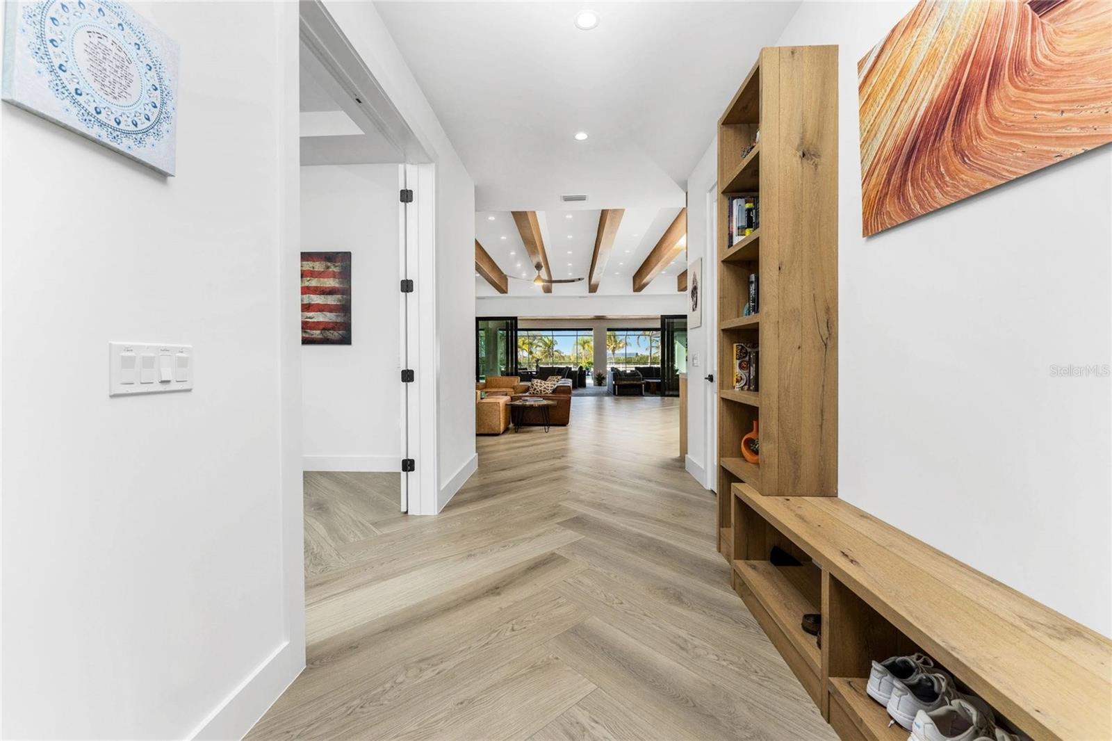 Image 8 of 66 For 2001 Treasure Lane