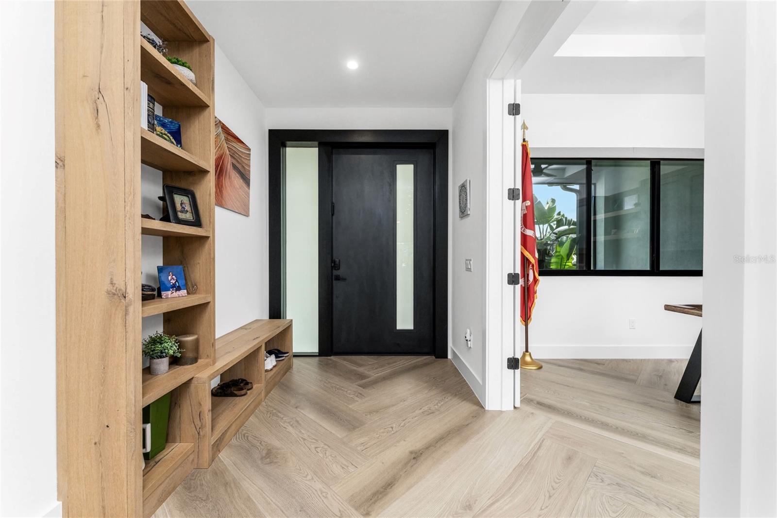 Image 9 of 66 For 2001 Treasure Lane