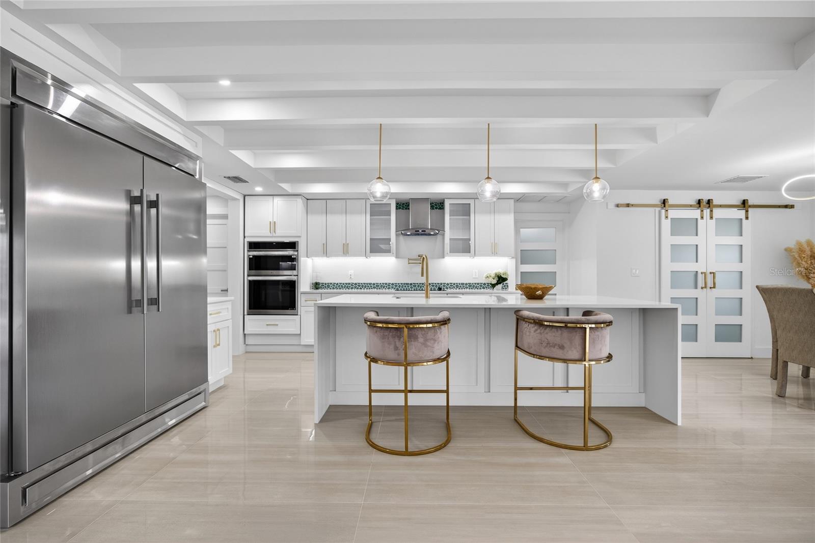 Image 10 of 64 For 2350 Via Venice