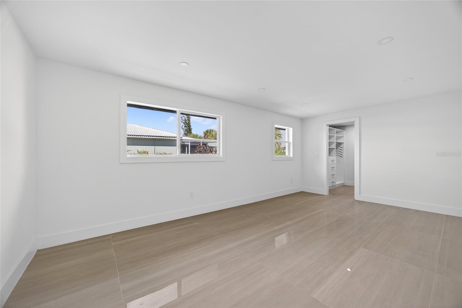 Image 27 of 64 For 2350 Via Venice